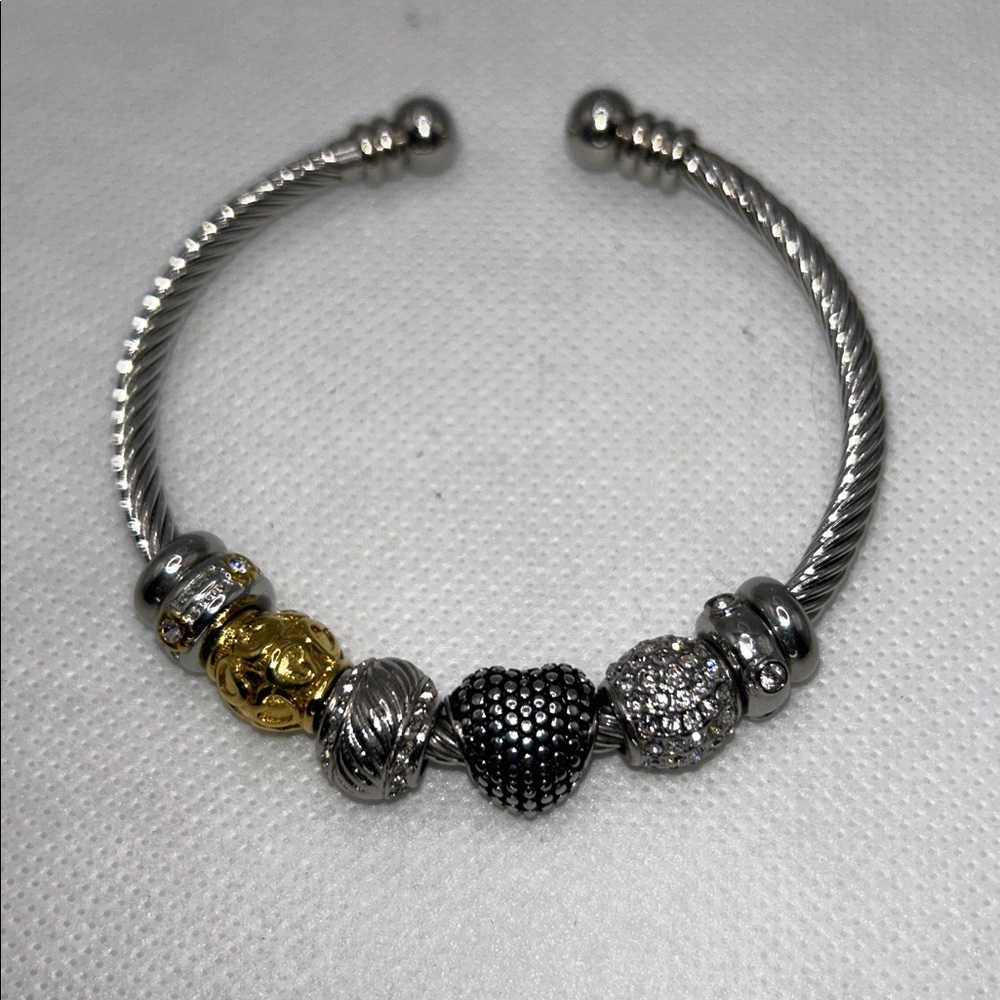 European Pandora Style Bead Charm Stainless Steel Gold Plate Bracelet Boho